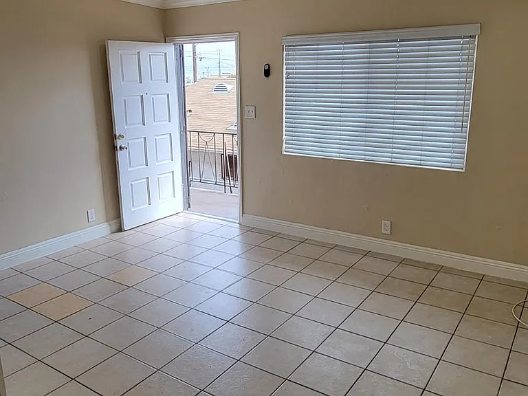 8219 Croesus Ave #3 — Photo 2