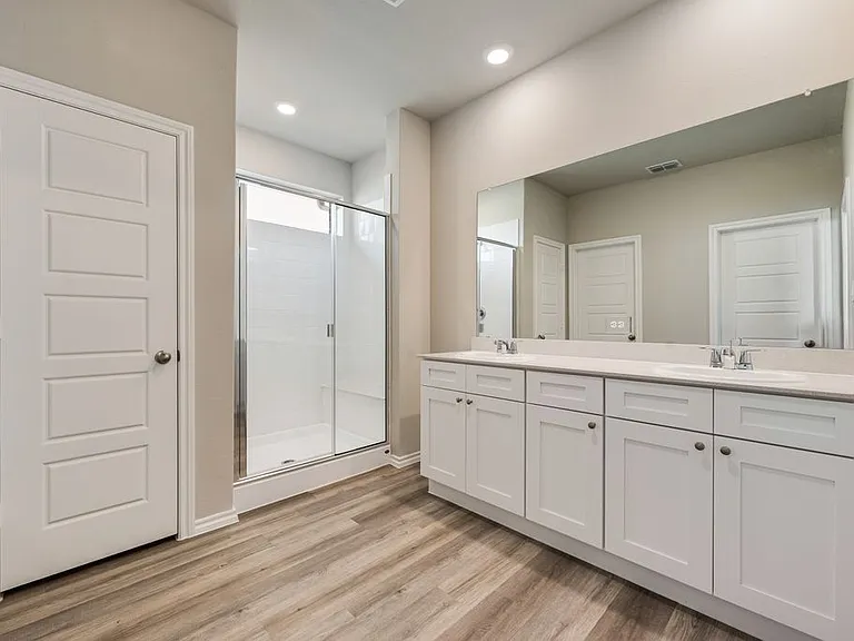752 Rubicon Rd — Photo 10