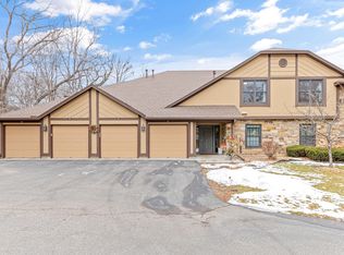 5271 Balmoral Ln, Bloomington, MN 55437