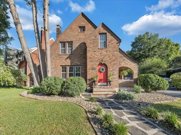 1703 Brandon Ave SW, Roanoke, VA 24015