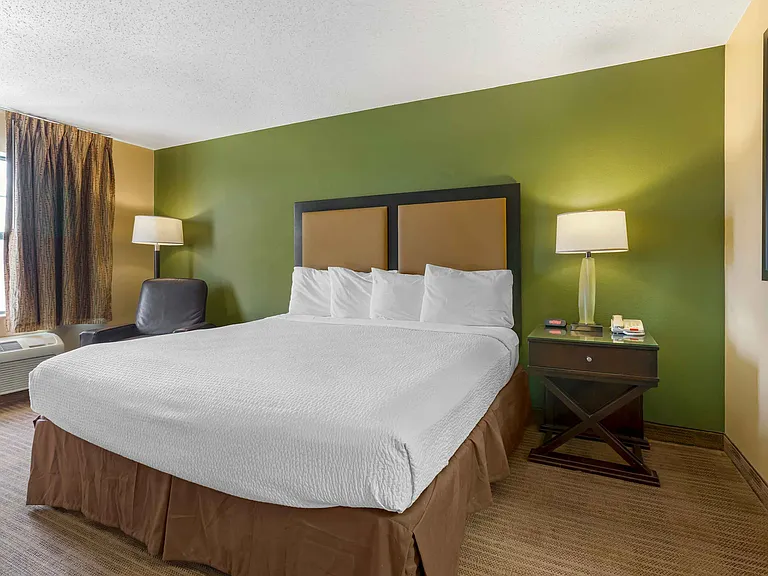 Studio Suite - 1 King Bed