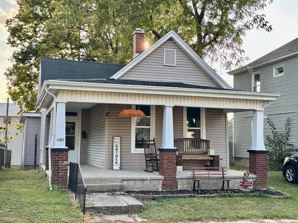 122 Chestnut St, Mount Carmel, IL 62863