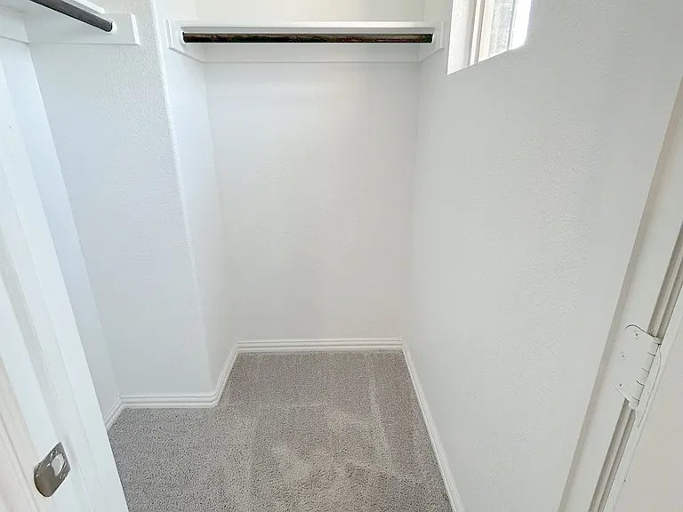 212 Stonebrook Trl — Photo 25