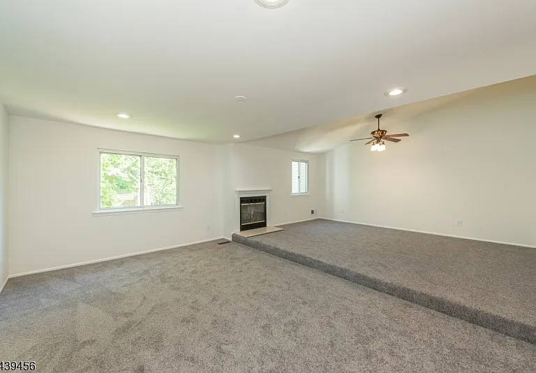 50 Castle Ridge Dr — Photo 17