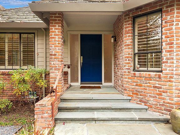 4th image of 668 Wild Oak Drive