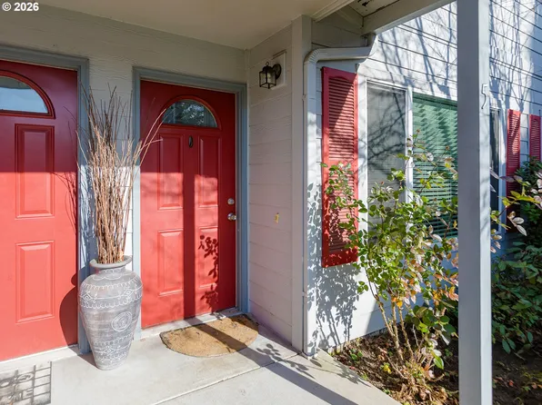 697 32nd St Unit 5, Washougal, WA 98671