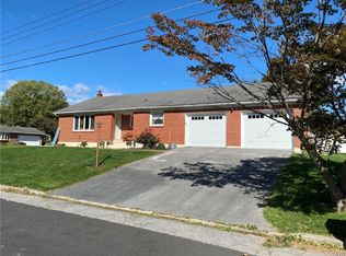 503 E Chestnut St, Nazareth, PA 18064