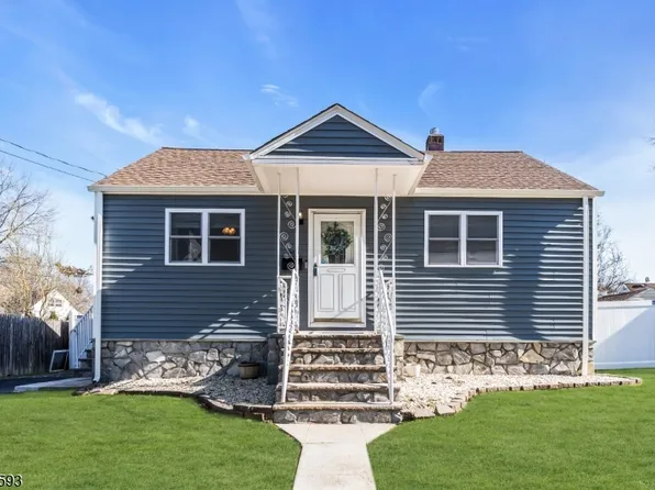 60 Watson Dr, Dover Town, NJ 07801