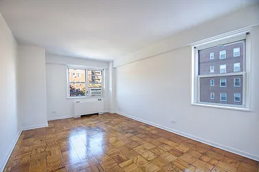Rented by Rhona Realty
