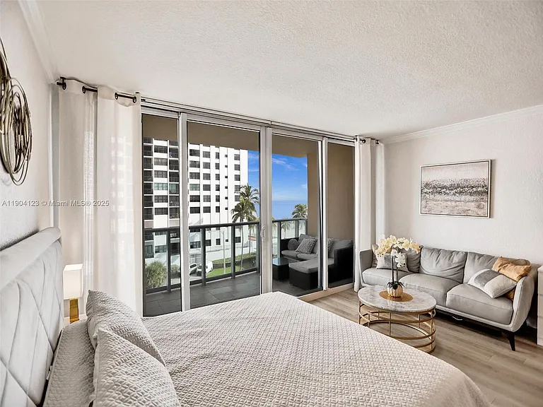2501 S Ocean Dr #505 — Photo 6