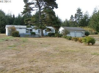 88186 Cardinal Ln, Bandon, OR 97411