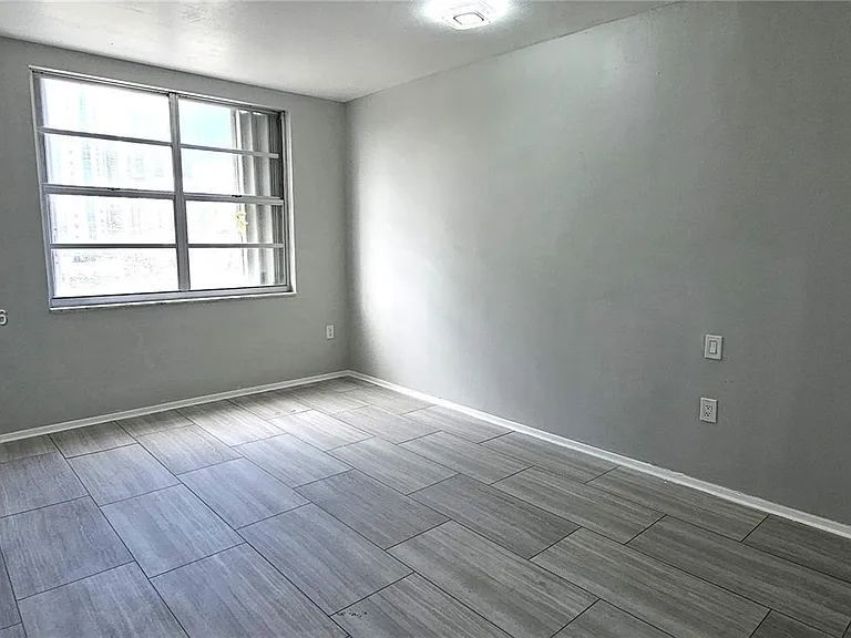1985 S Ocean Dr #5D — Photo 14