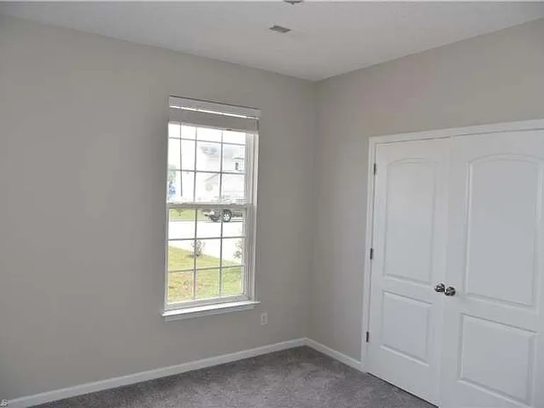 3818 Maribeau Woods Dr — Photo 7