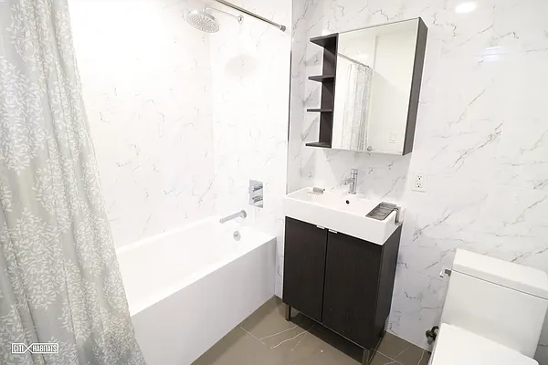 Rented by Citi Habitats | media 17
