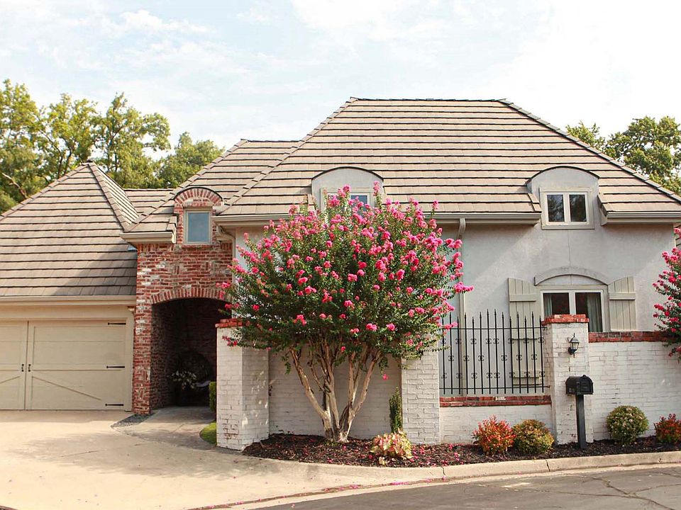 1st image of 2119 E 48th Pl