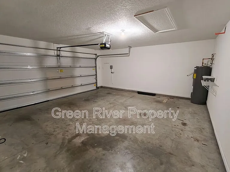 3650 Shiner Dr — Photo 34