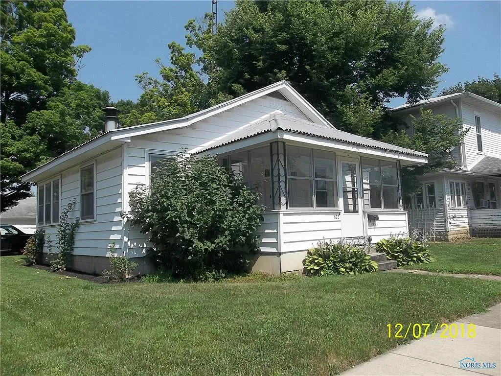 622 Washington Ave photo 1