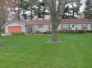 508 9th St SW, Demotte, IN 46310