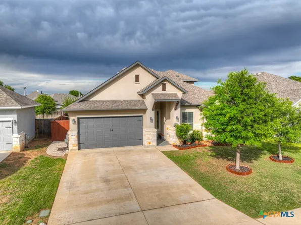 1426 Village Inn, New Braunfels, TX 78132