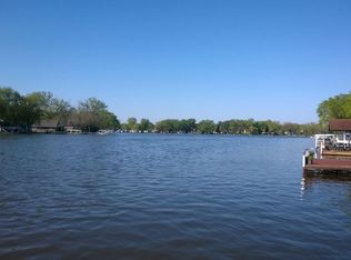 2212 W Fairview Ave, Johnsburg, IL 60051