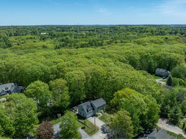 28 Woodbury Street, Portland, ME 04103