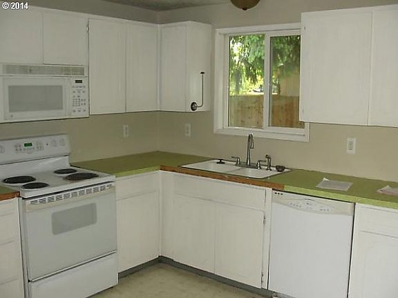 4th image of 14113 NE 80th St