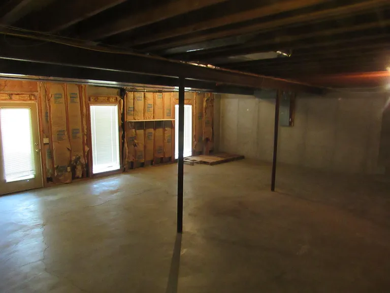 8709 N Lathrop Ave — Photo 14