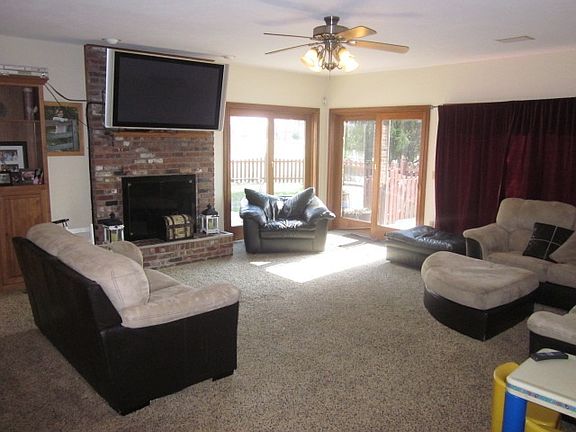 2nd image of 4698 Wexmoor Dr