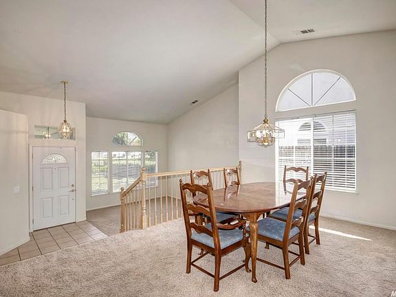 3rd image of 6432 Emerald Dr