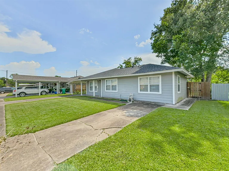 938 Vivian Ave — Photo 4