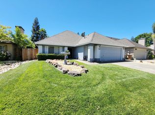 6008 Laguna Park Dr, Elk Grove, CA 95758