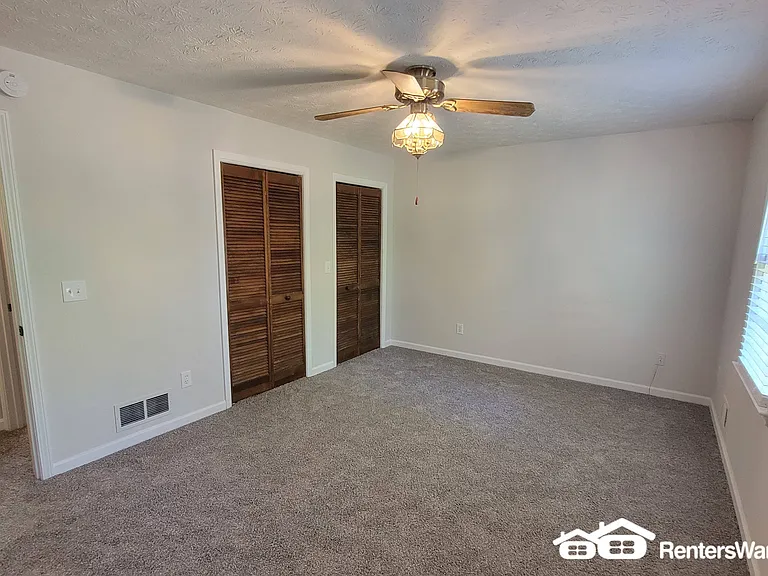 2532 Mistletoe Ln — Photo 28