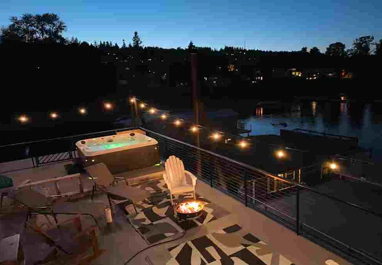 7720 S Macadam Ave #32 — Photo 3