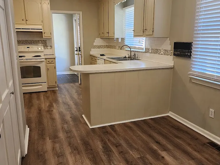 106 Argall Town Ln — Photo 4