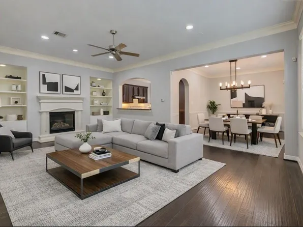 11623 Royal Oaks Xing, Houston, TX 77082