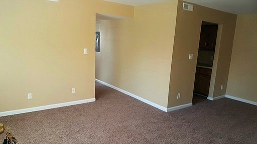 2nd image of 3885 Northeast Dr APT A