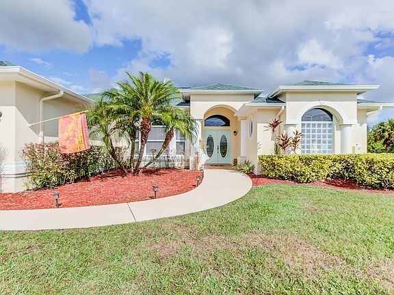 2nd image of 5755 NW Eskimo Cir