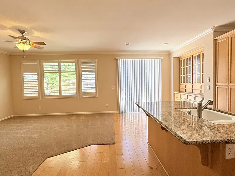 304 Karelian St — Photo 19
