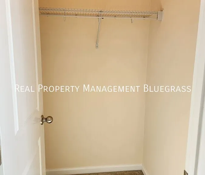 4715 Larkhill Ln — Photo 16