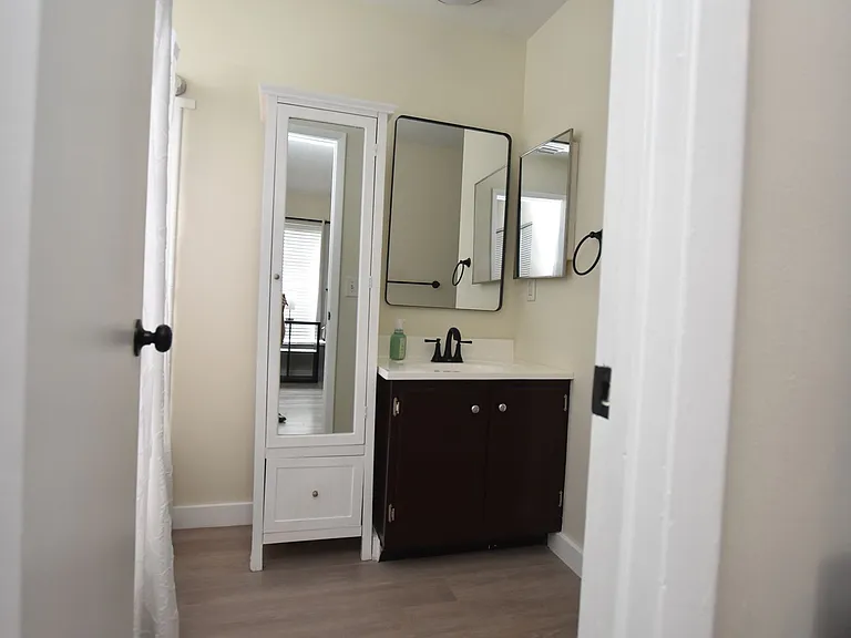 4825 Loretta Ln — Photo 14