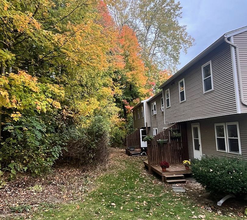 1st image of 18 Valade Rd