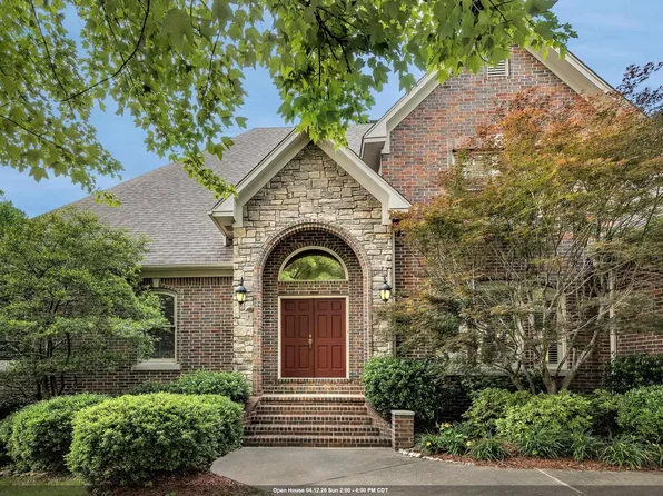 6 Frecourt Ln, Little Rock, AR 72223