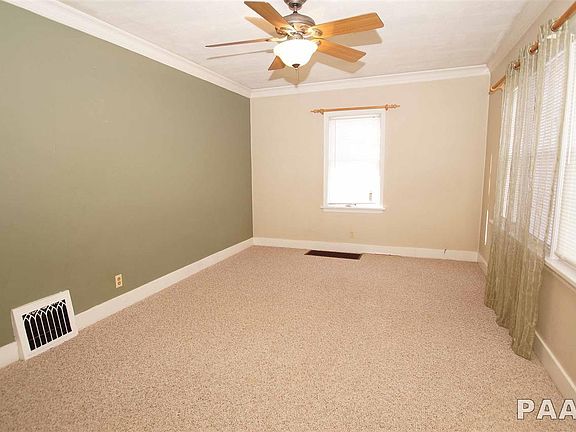 2nd image of 1020 W Loucks Ave
