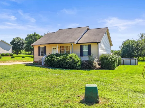 3200 River Rd, Lincolnton, NC 28092