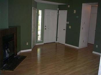3rd image of 5727 Gentry Ave