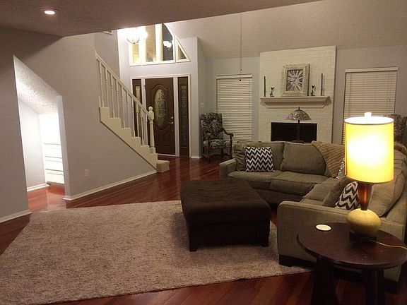 5th image of 1215 Longledge Dr