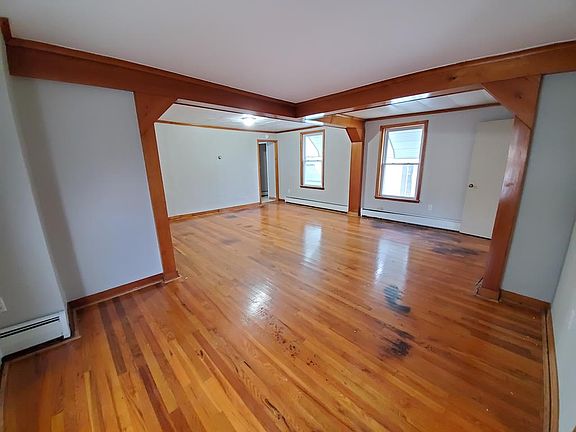 3rd image of 307 3rd St