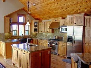 4th image of 13196 Roundhill Dr