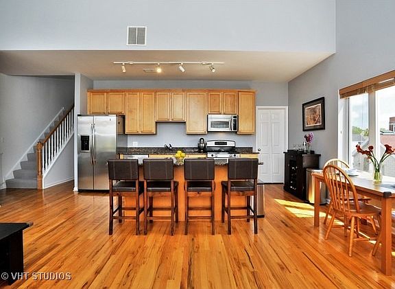 5th image of 1712 W Le Moyne St #3