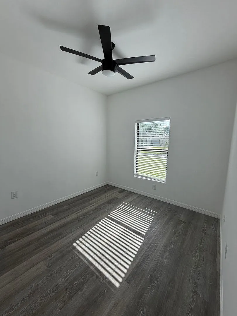 3 bed, 2.0 bath, $1,495 — Photo 3